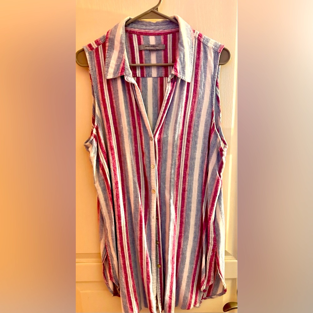 Long Button Sleeveless Blouse